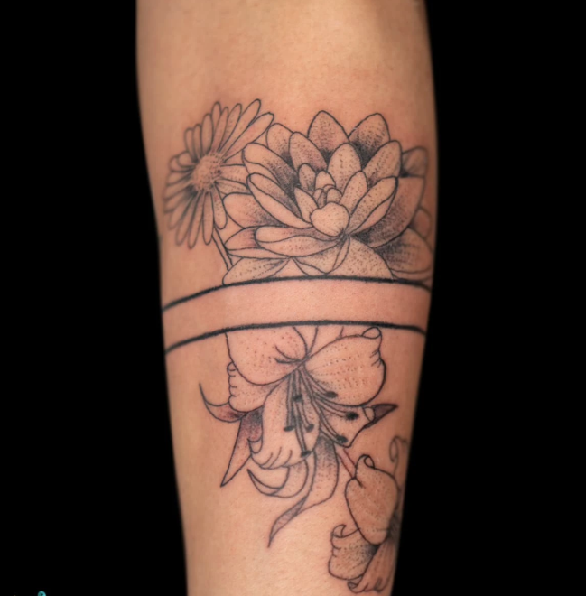 Lotus & Daisy